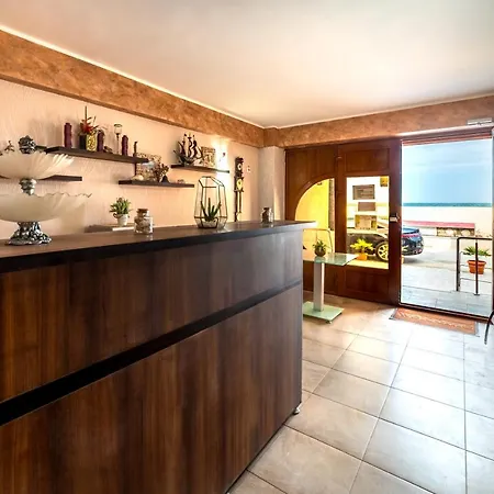 Penzion Casa Royal Pe Plaja Belona Eforie Nord