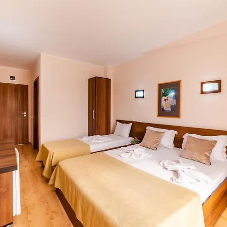 Maison d'hôtes Casa Royal Pe Plaja Belona 3*