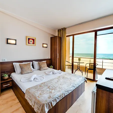 Casa Royal Pe Plaja Belona Πανσιόν Eforie Nord